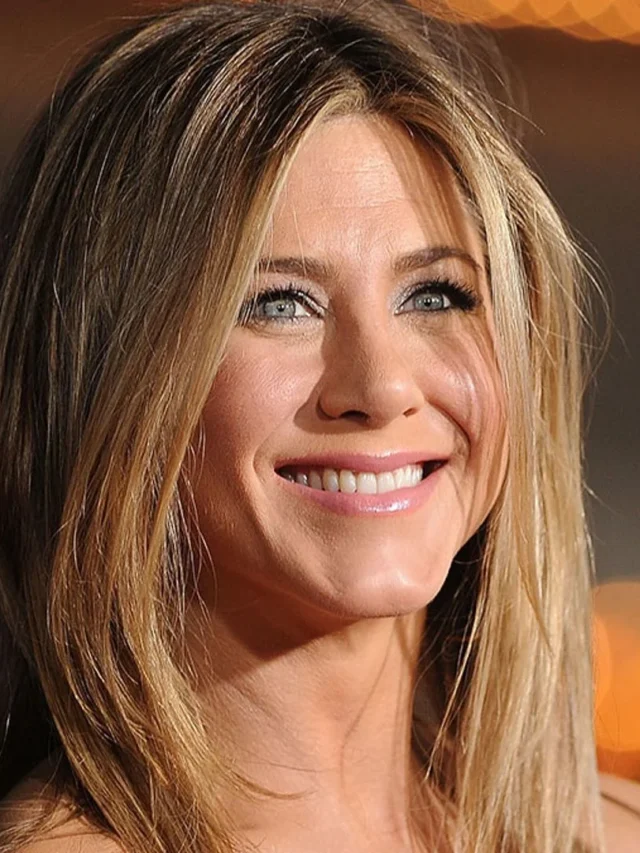 cropped 4071942053f0 jennifer aniston t.jpg.webp